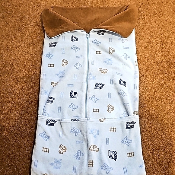 Cuddle Care Stroller Blanket - Picture 1 of 4